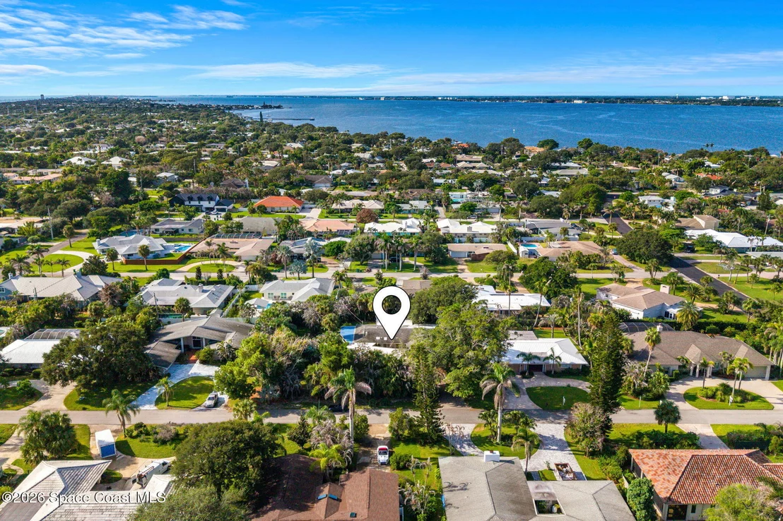 Photo of 317 Cocoa Avenue