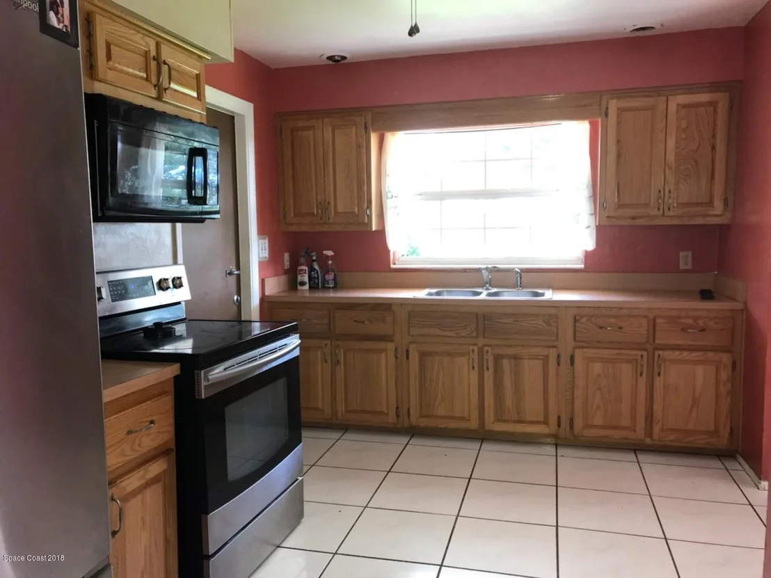 Photo of 1044 Pompano Drive