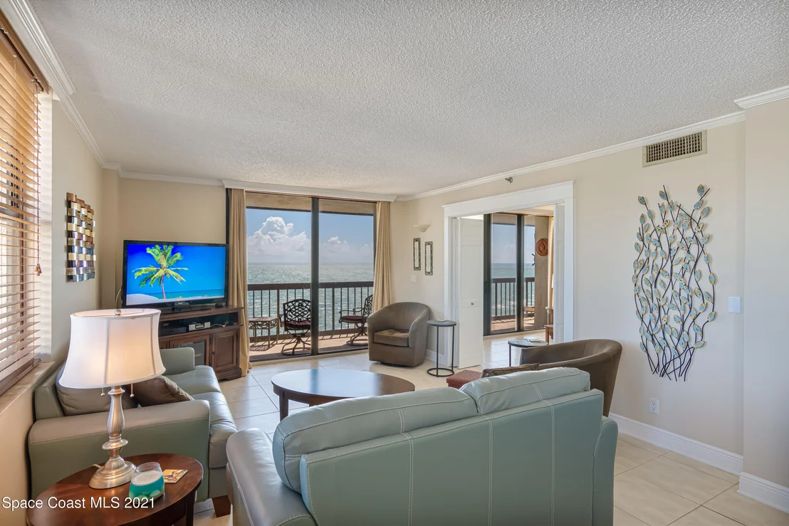 Photo of Unit PHA2 at 3100 N Highway A1a