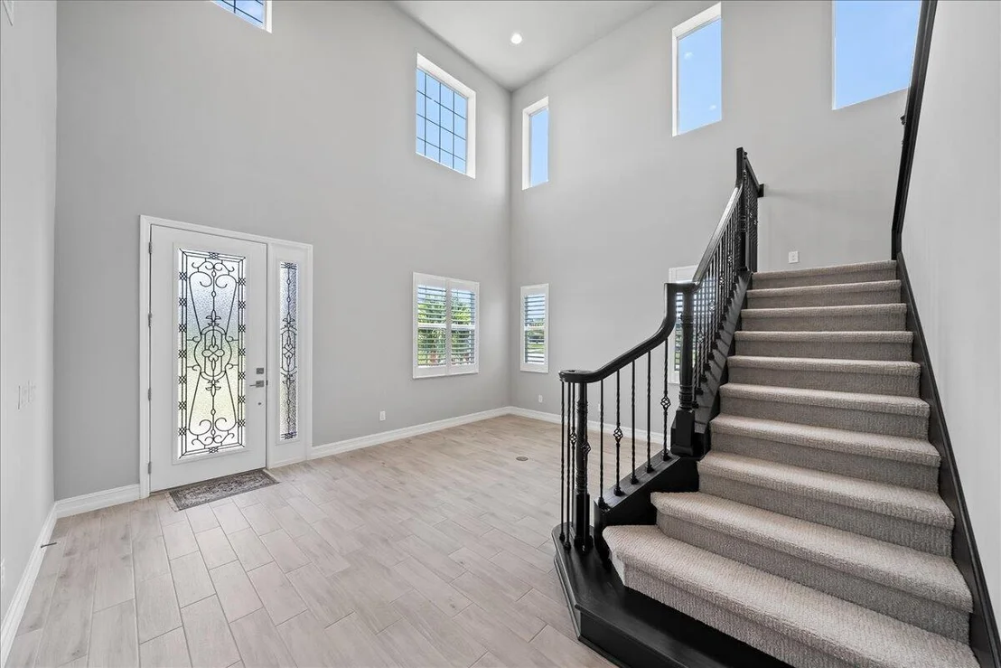 Photo of 8070 Lucent Court