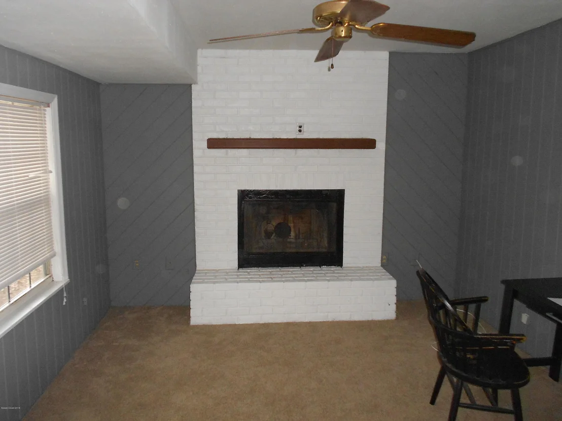 Photo of 1222 Mariposa Drive NE