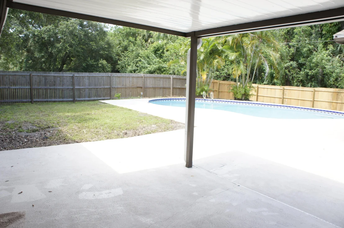 Photo of 1833 Oakwood
