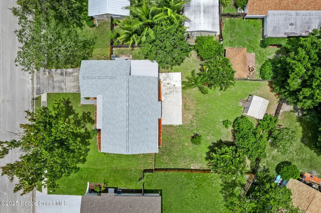 Photo of 2807 Golfview Drive