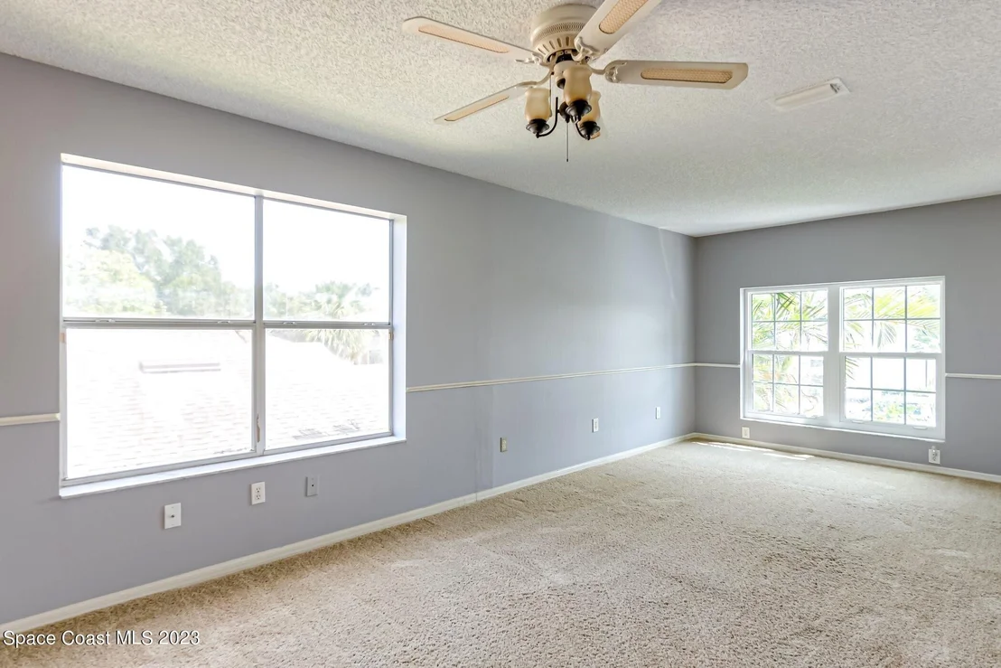 Photo of 6976 Hammock Lakes Drive