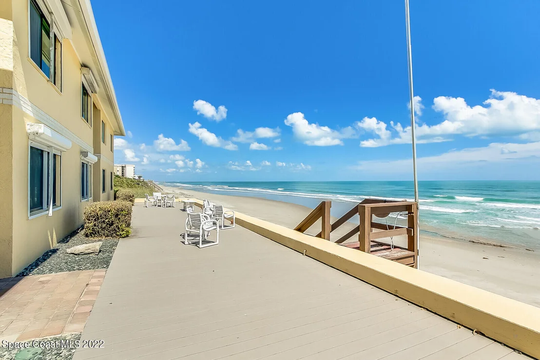 Photo of Unit 21 at 1425 Highway A1a
