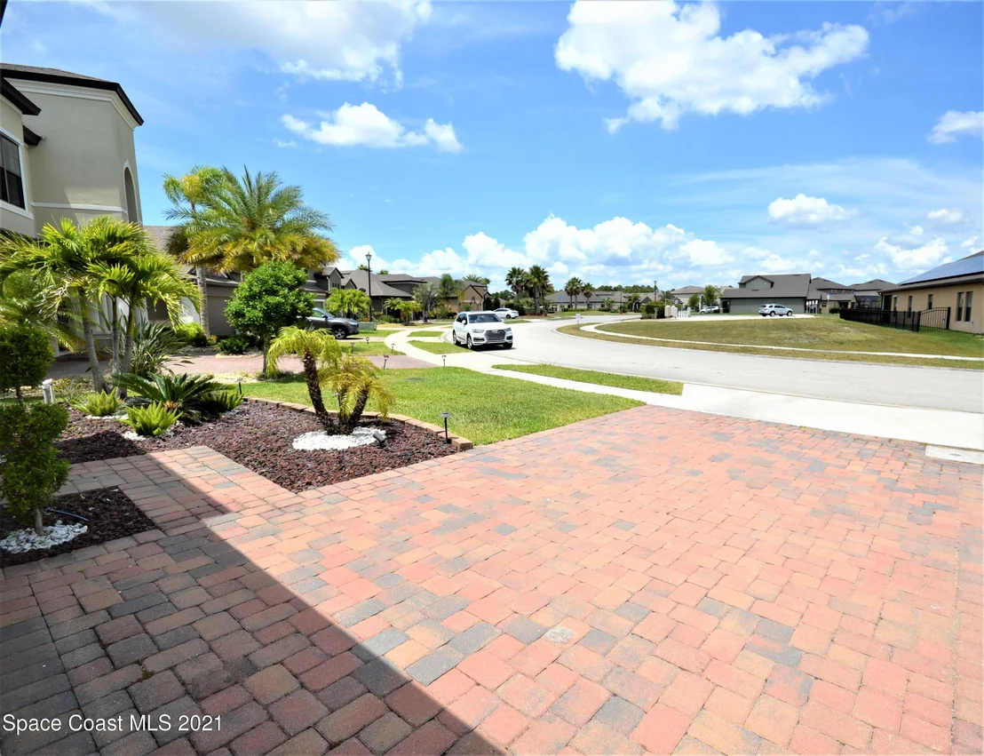 Photo of 940 Fiddleleaf Circle