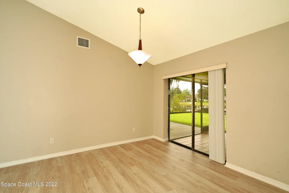 Photo of 452 Crystal Lake Drive