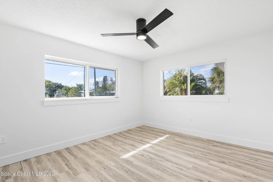 Photo of 77 W Bay Drive