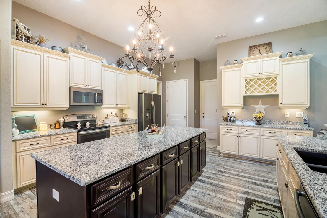 Photo of 2040 Turpentine Road