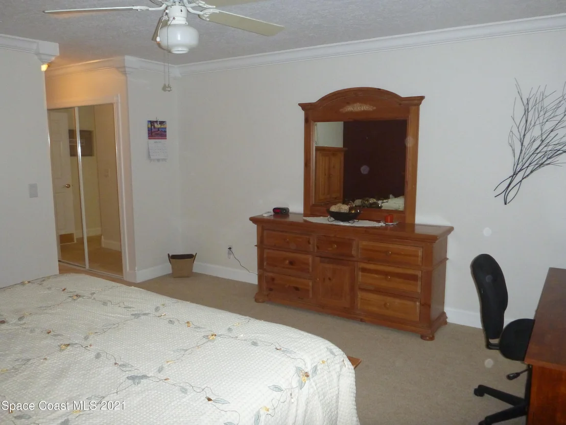 Photo of Unit 1033 at 315 Tangle Run Boulevard