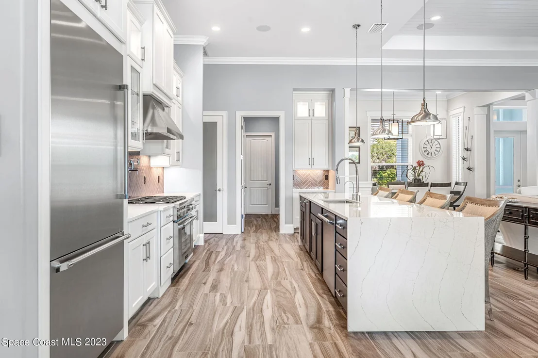Photo of 6231 Windward Lane