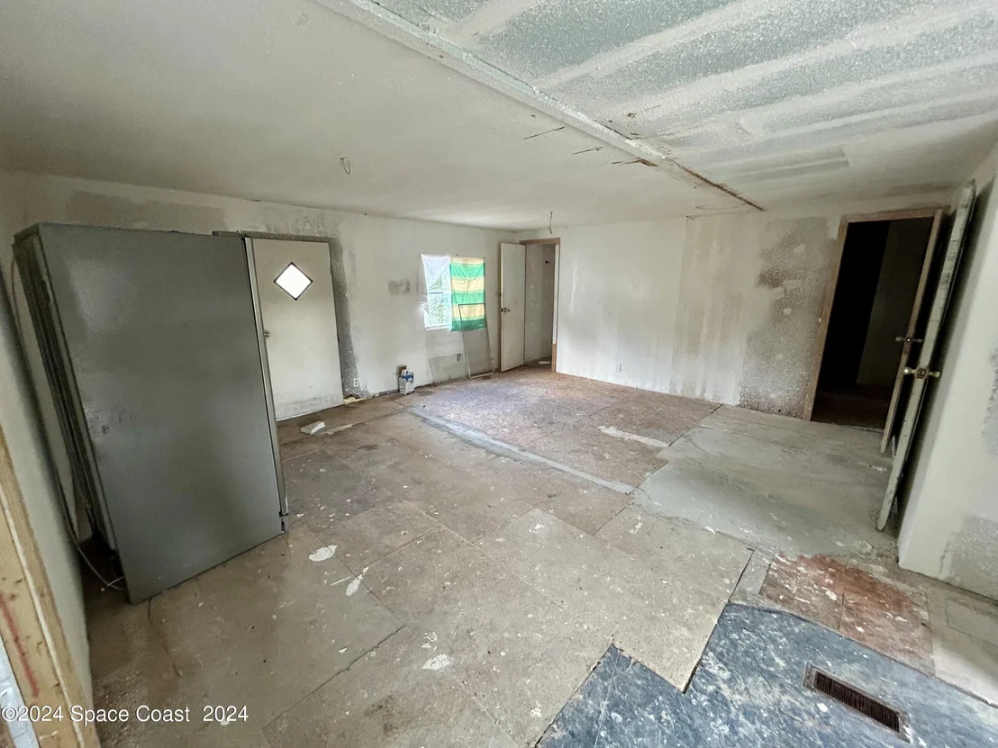Photo of 326 Iris Street