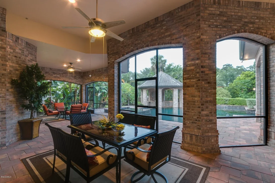 Photo of 16 Summer Place
