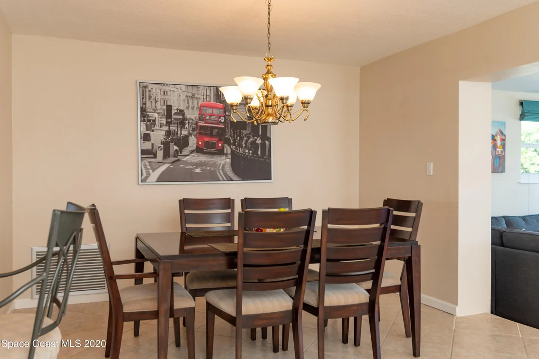 Photo of 439 Sandpiper Drive