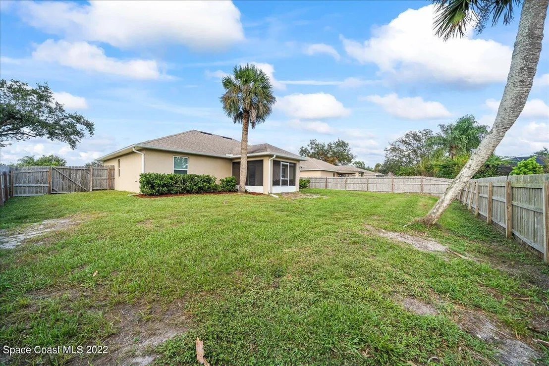 Photo of 6175 Adina Road