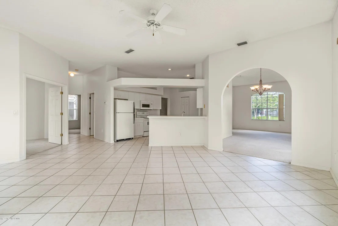 Photo of 7039 Hammock Trace Drive