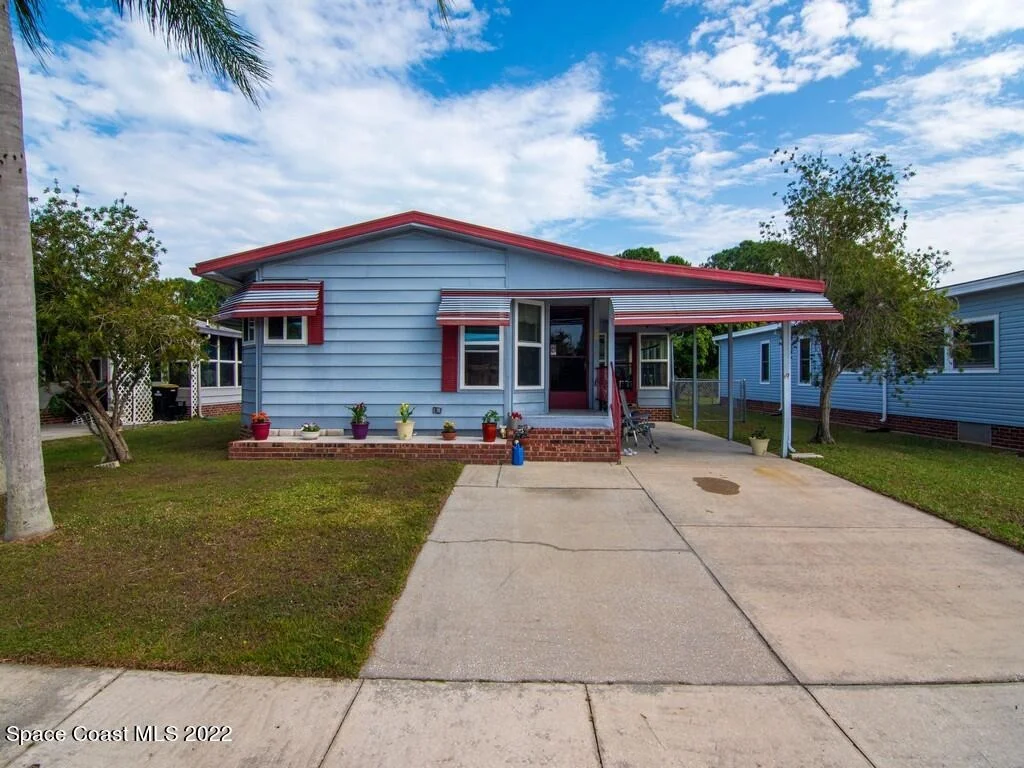 Photo of 1967 Seagrape Street NE