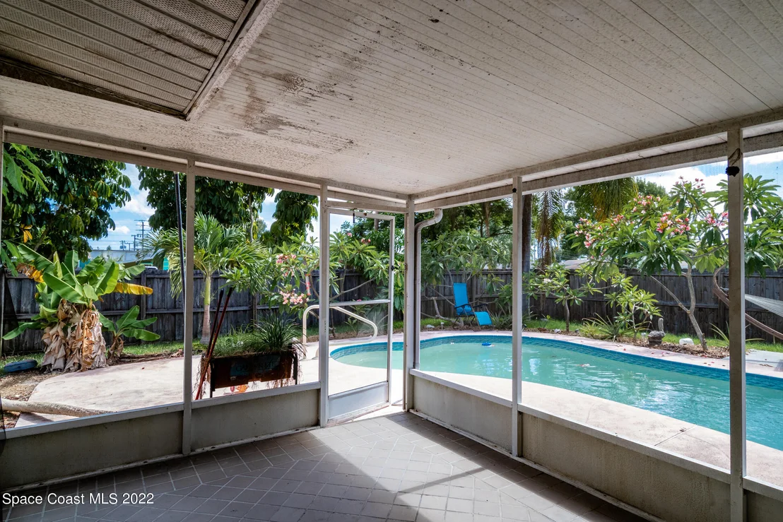Photo of 847 Clarke Avenue
