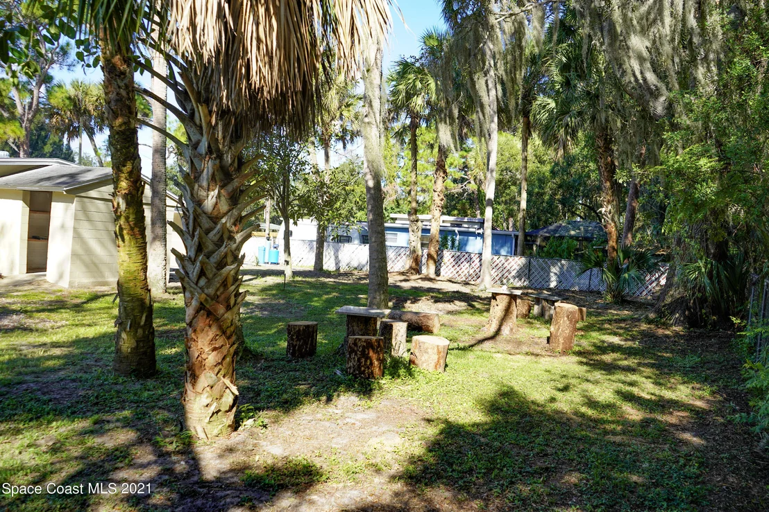 Photo of 80 Katherine Boulevard