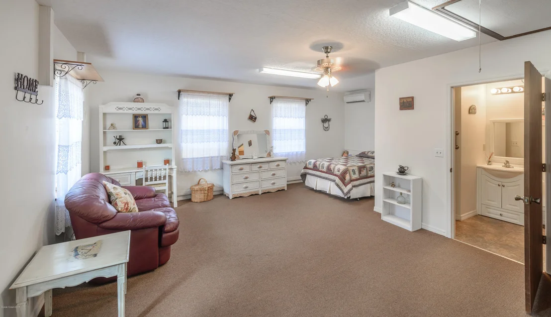 Photo of 2835 Beran Lane