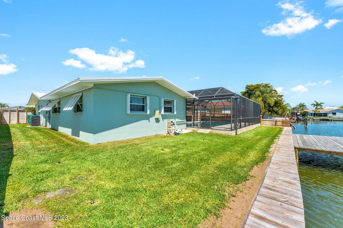 Photo of 339 Brightwaters Drive