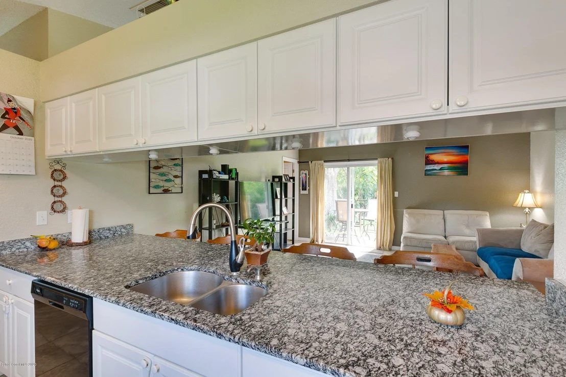 Photo of 5205 Andover Street