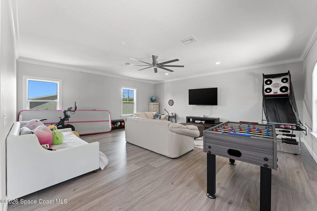 Photo of 3441 N Sylvan Lane