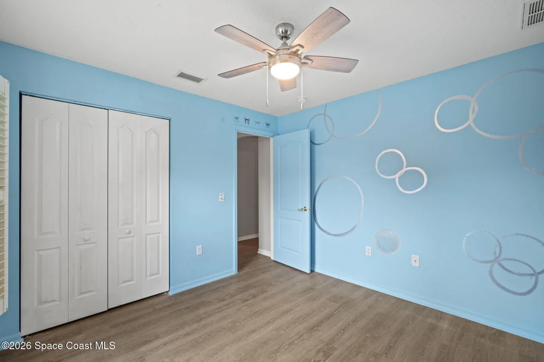 Photo of 425 La Veta Drive