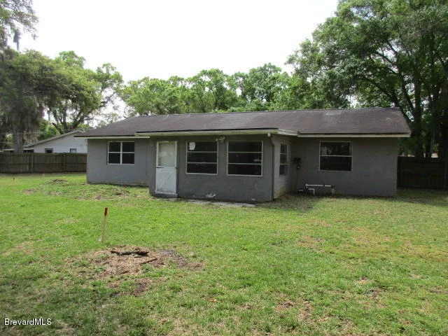 Photo of 102 Haven Drive E