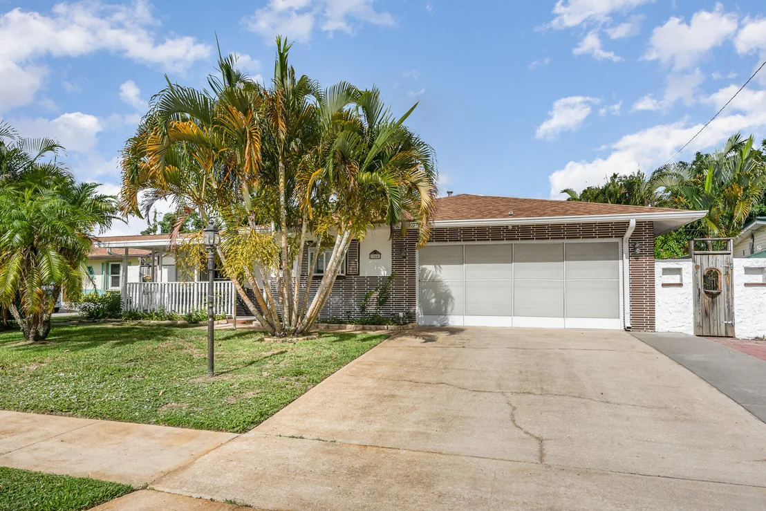 Photo of 764 Walnut Drive