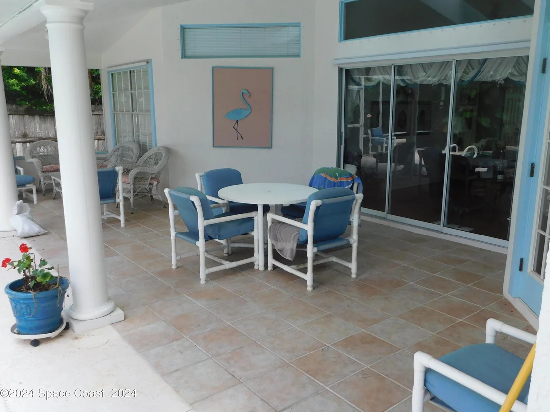 Photo of 984 Whisperoak Drive
