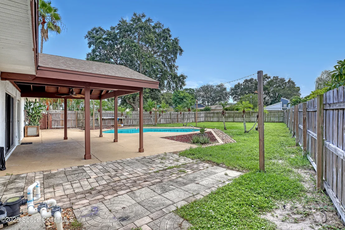 Photo of 210 Applewood Circle