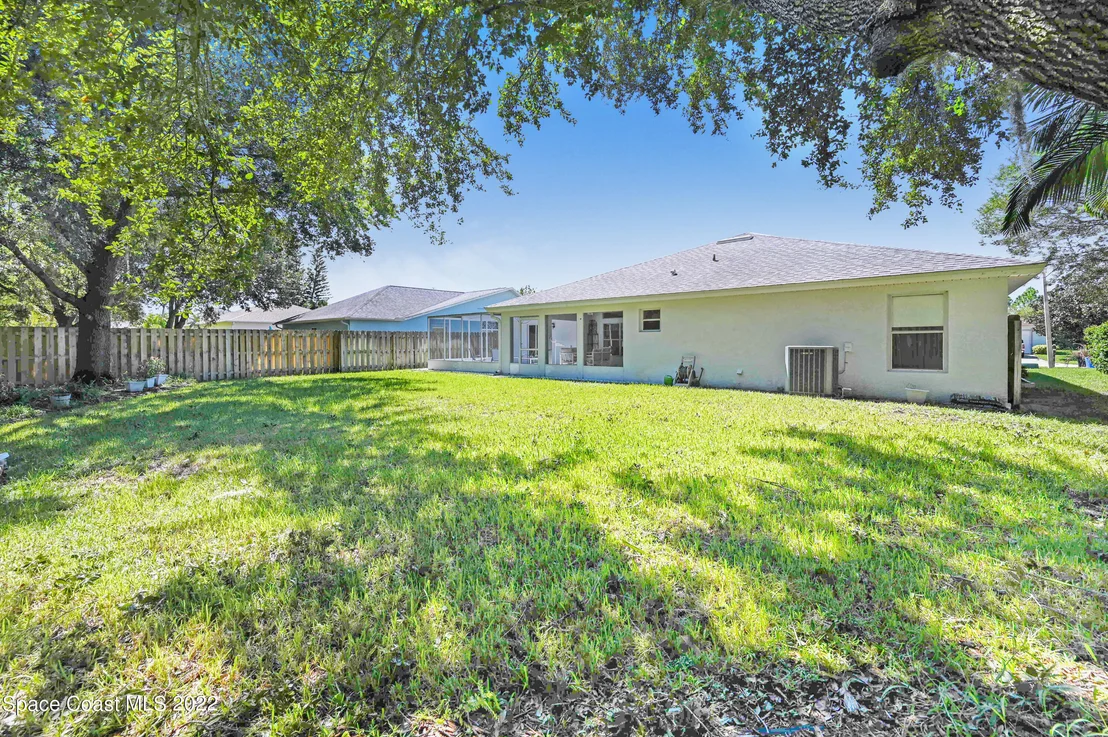 Photo of 821 Potomac Drive
