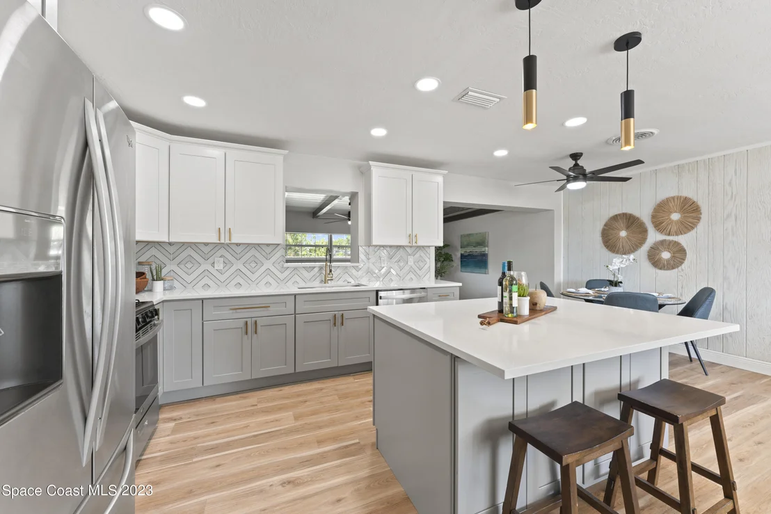 Photo of 135 Melaleuca Drive