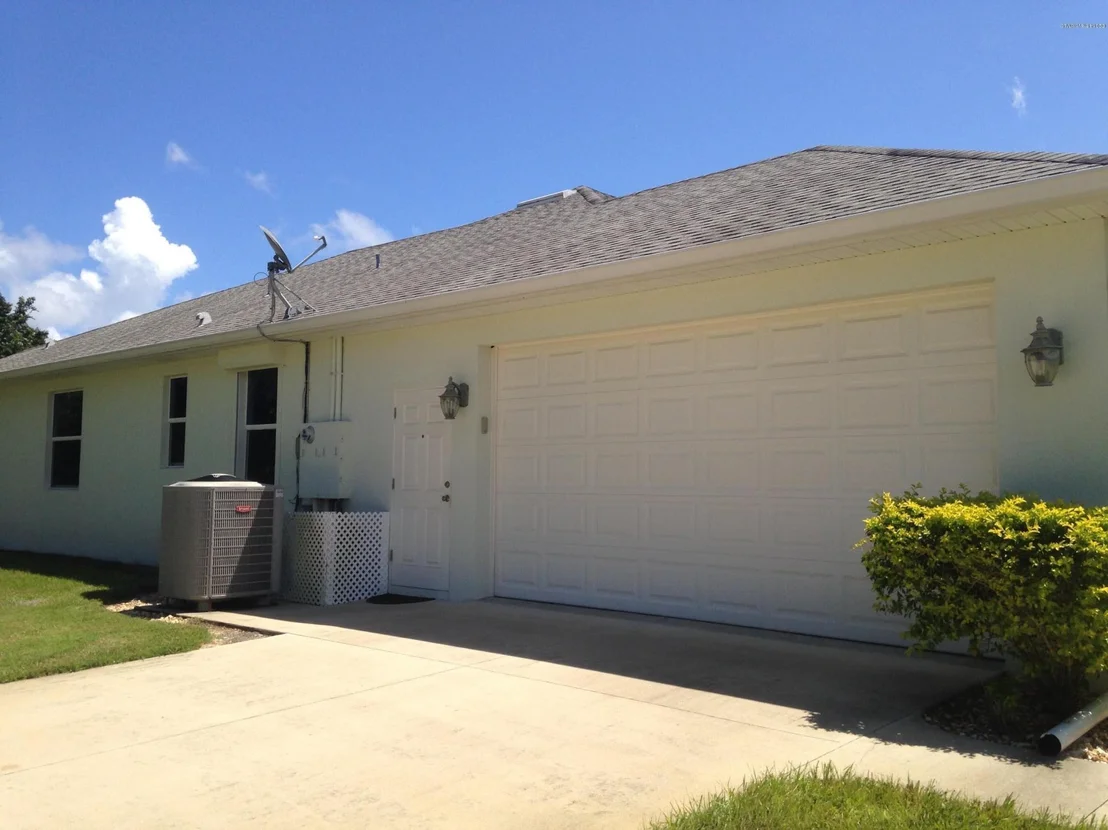 Photo of 4755 Dixie Way