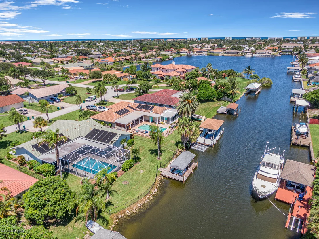 Photo of 485 Red Sail Way