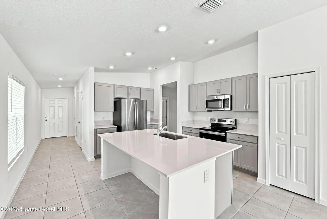 Photo of 1407 Colebrook Circle SW