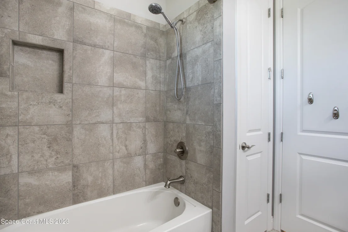 Photo of 7327 Bluemink Lane