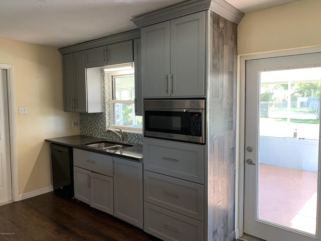 Photo of 370 Maple Place