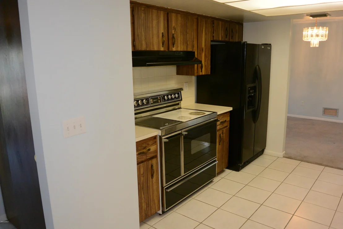 Photo of 110 Holiday Lane