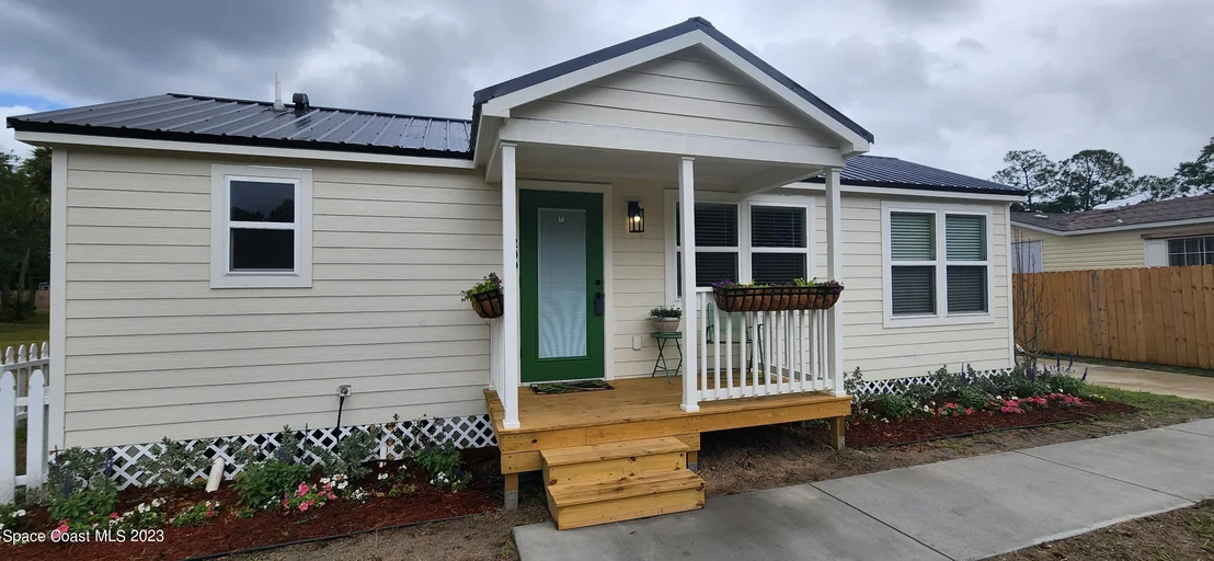 Photo of 209 Teal Drive