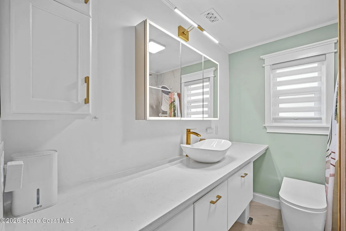 Photo of 7245 Madison Street