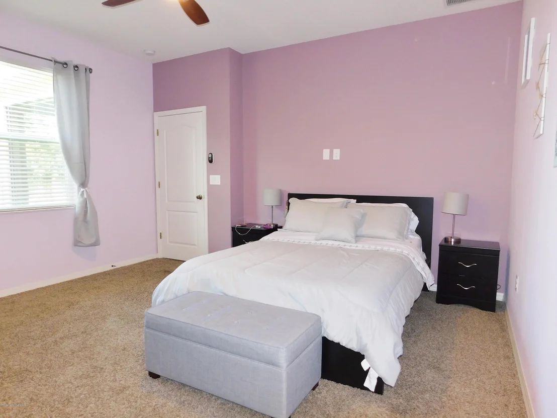 Photo of 1102 Morgan Circle NE