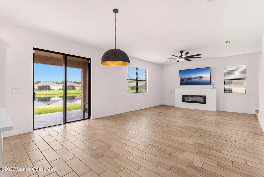 Photo of 250 Wiregrass Avenue
