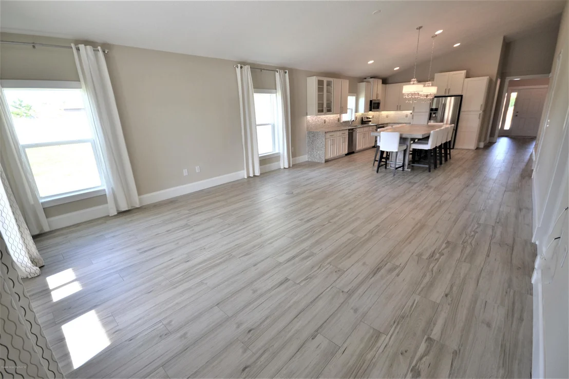 Photo of 960 Fiddleleaf Circle
