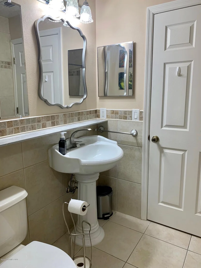 Photo of Unit 106 at 995 Luminary Circle