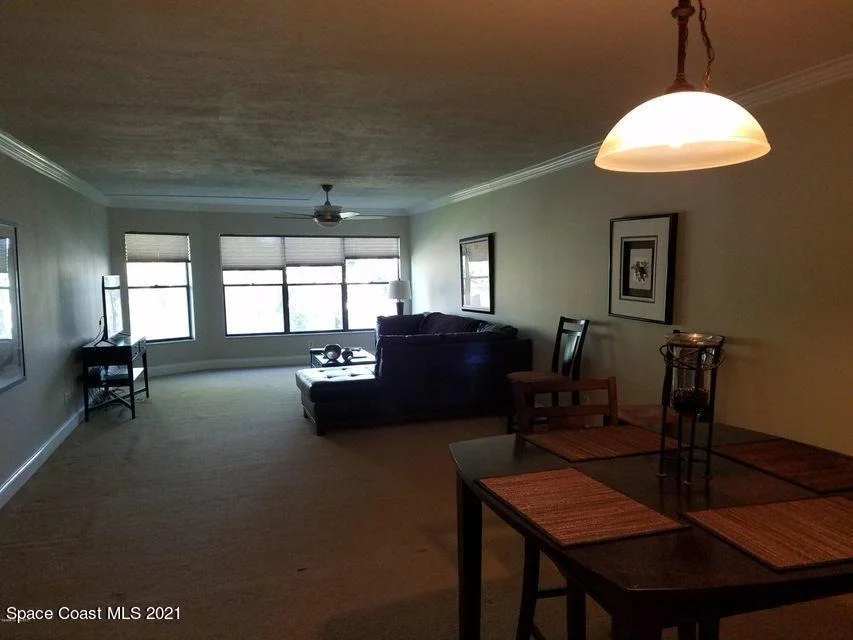 Photo of Unit 1122 at 325 Tangle Run Boulevard