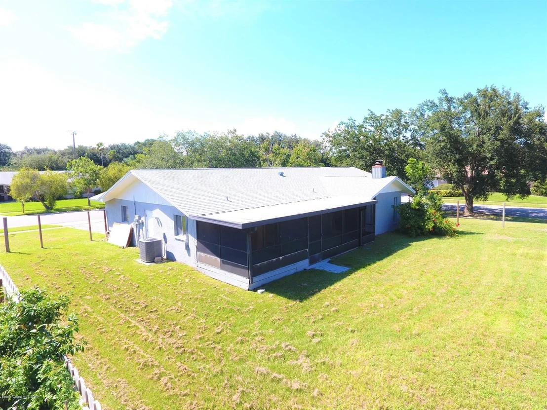 Photo of 3045 Ontario Circle W