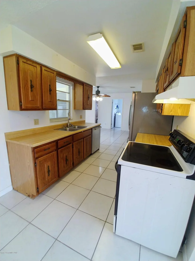 Photo of 2980 Matthew Drive