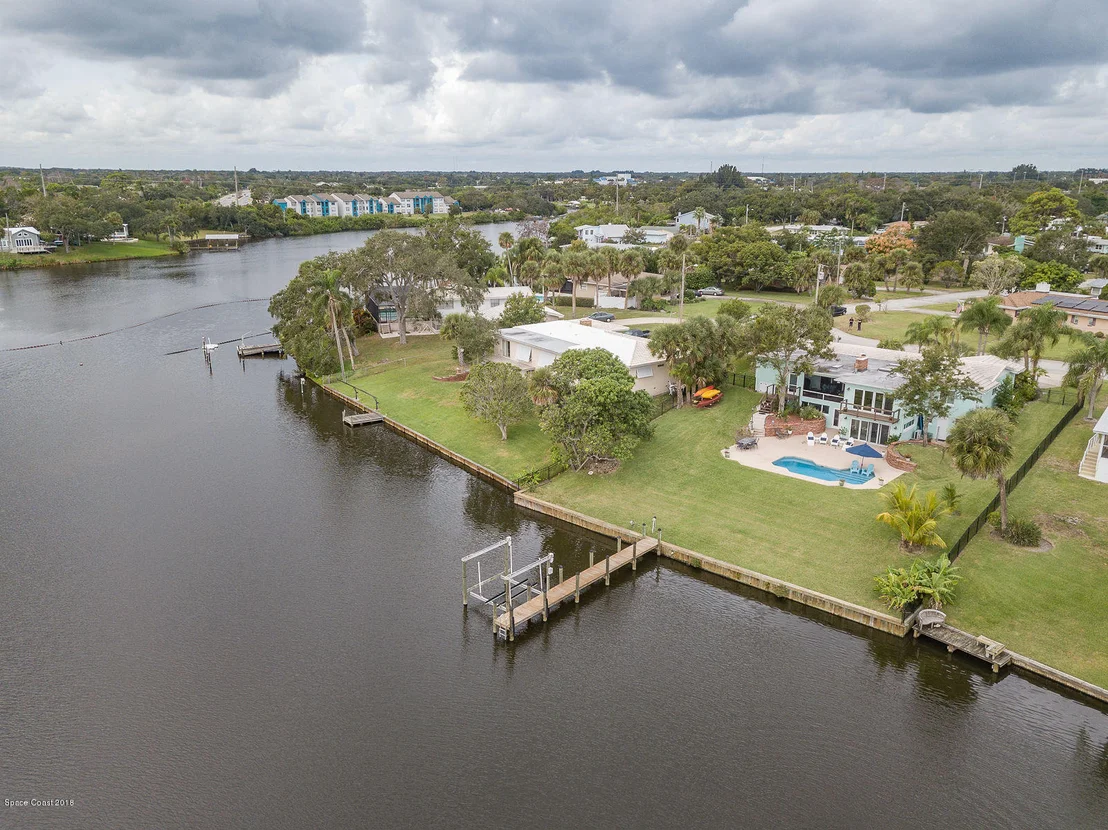 Photo of 1131 Rivermont Drive